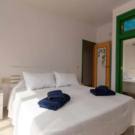 ヴィラ Villa Birgit La Listada