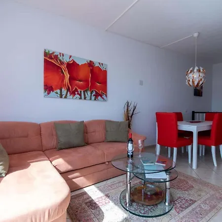 ヴィラ Villa Birgit La Listada